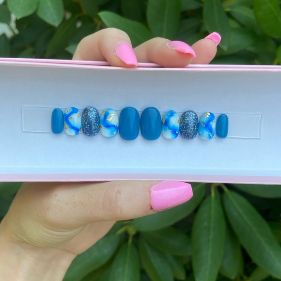 “Blue Smoke🌿” - Press On Nails - Picture 5 of 7